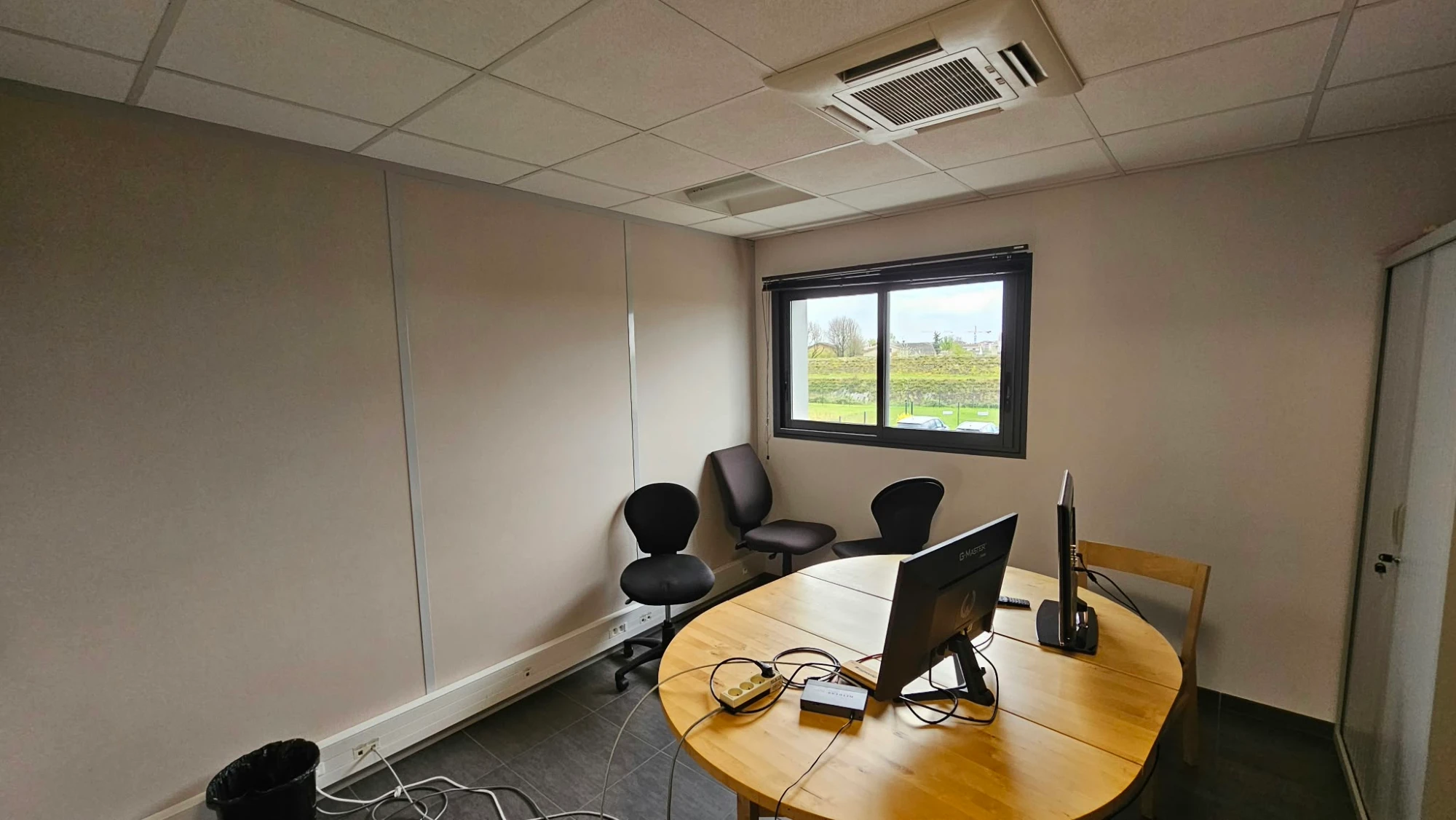DIAM BUREAUX SERVICES, B09 - Bureau privatif 2/3 personnes, Plaisance-du-Touch