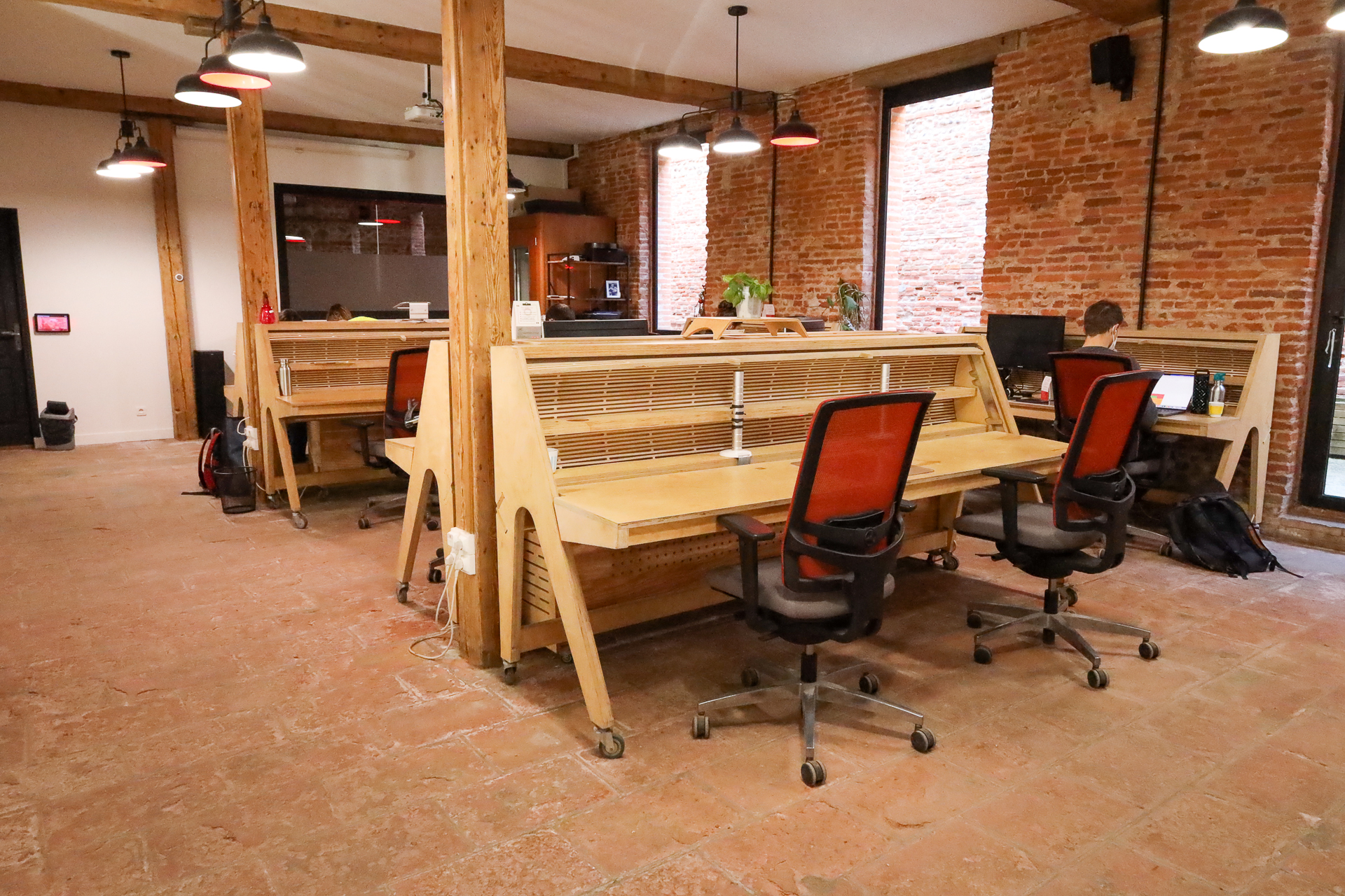 Coworking à la journée — Ô Local