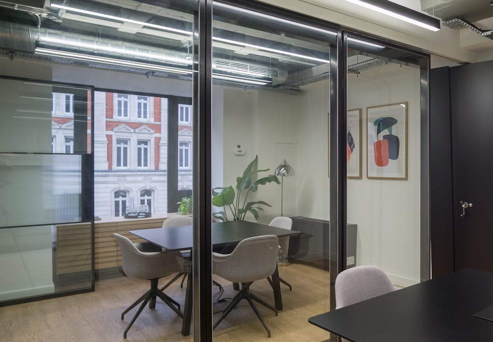 Beem - 390 Strand, Meeting room for 6 people, London