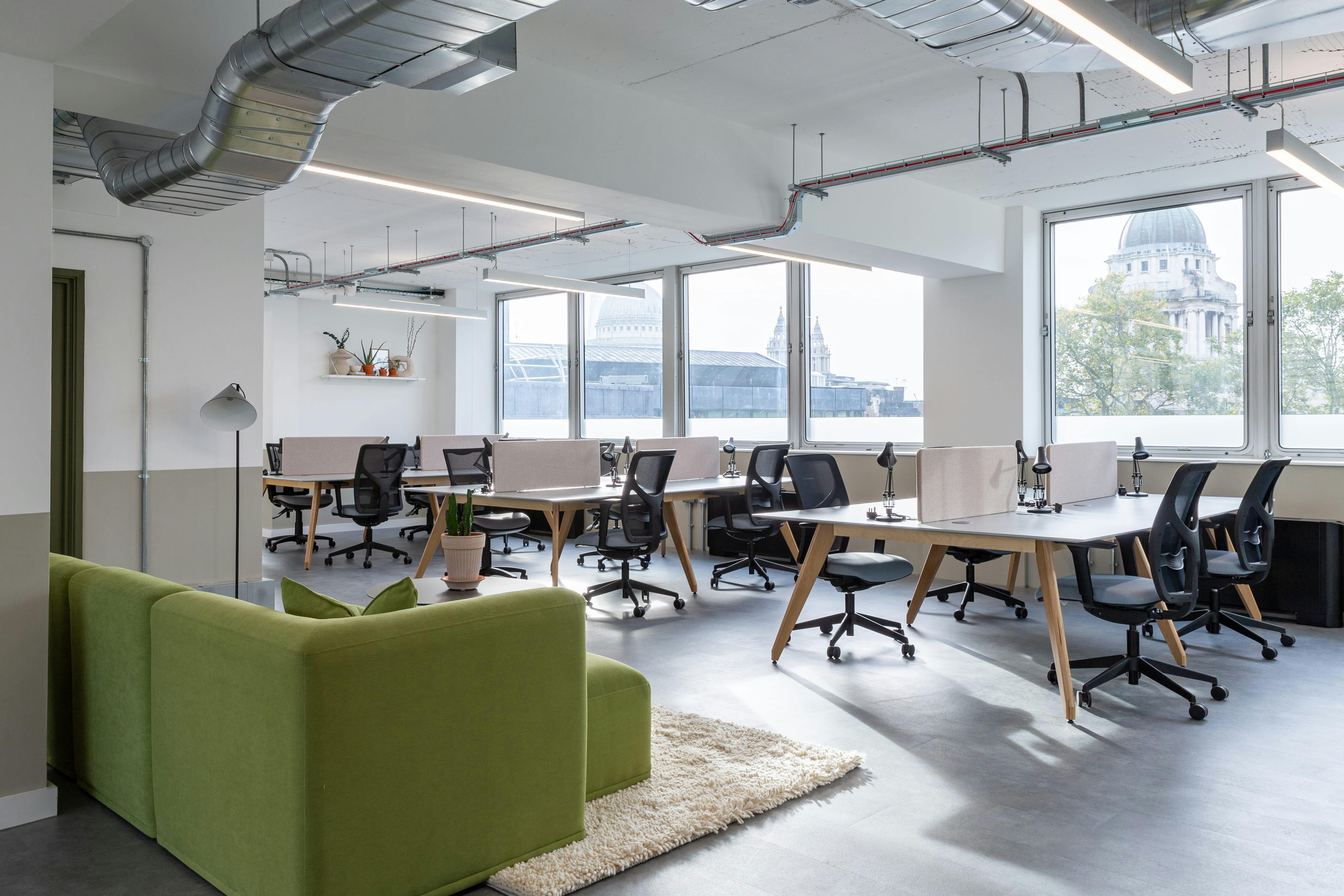 Beem - Red Lion Studios, Open space, Londres