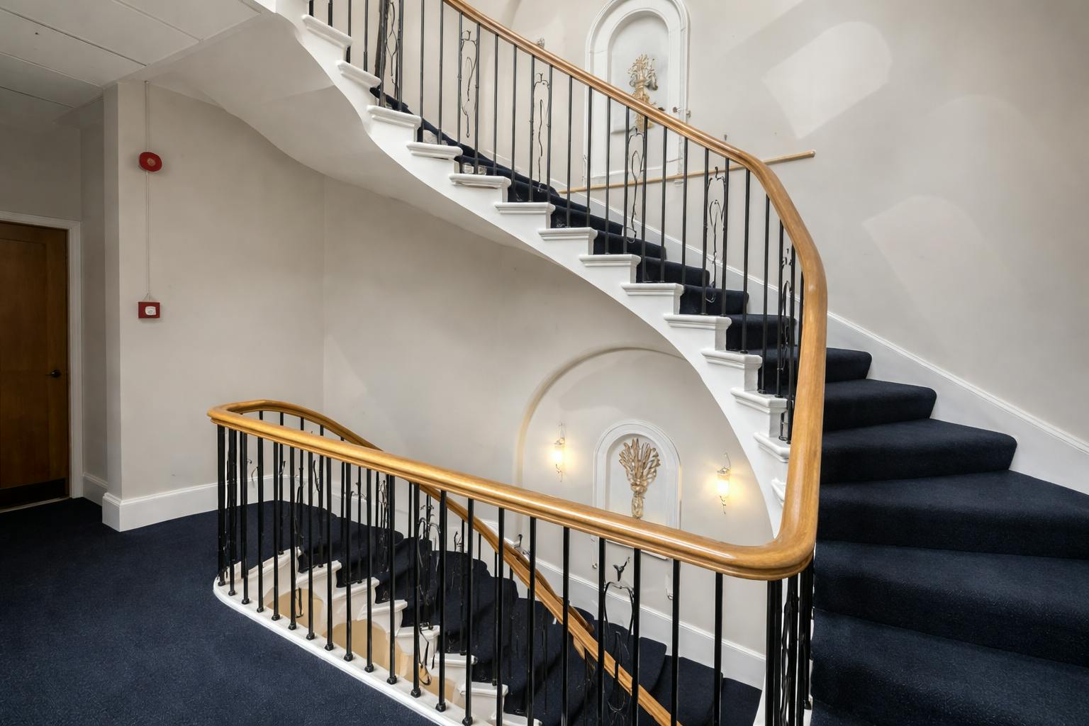 Beem Whitehall House, Common area, London
