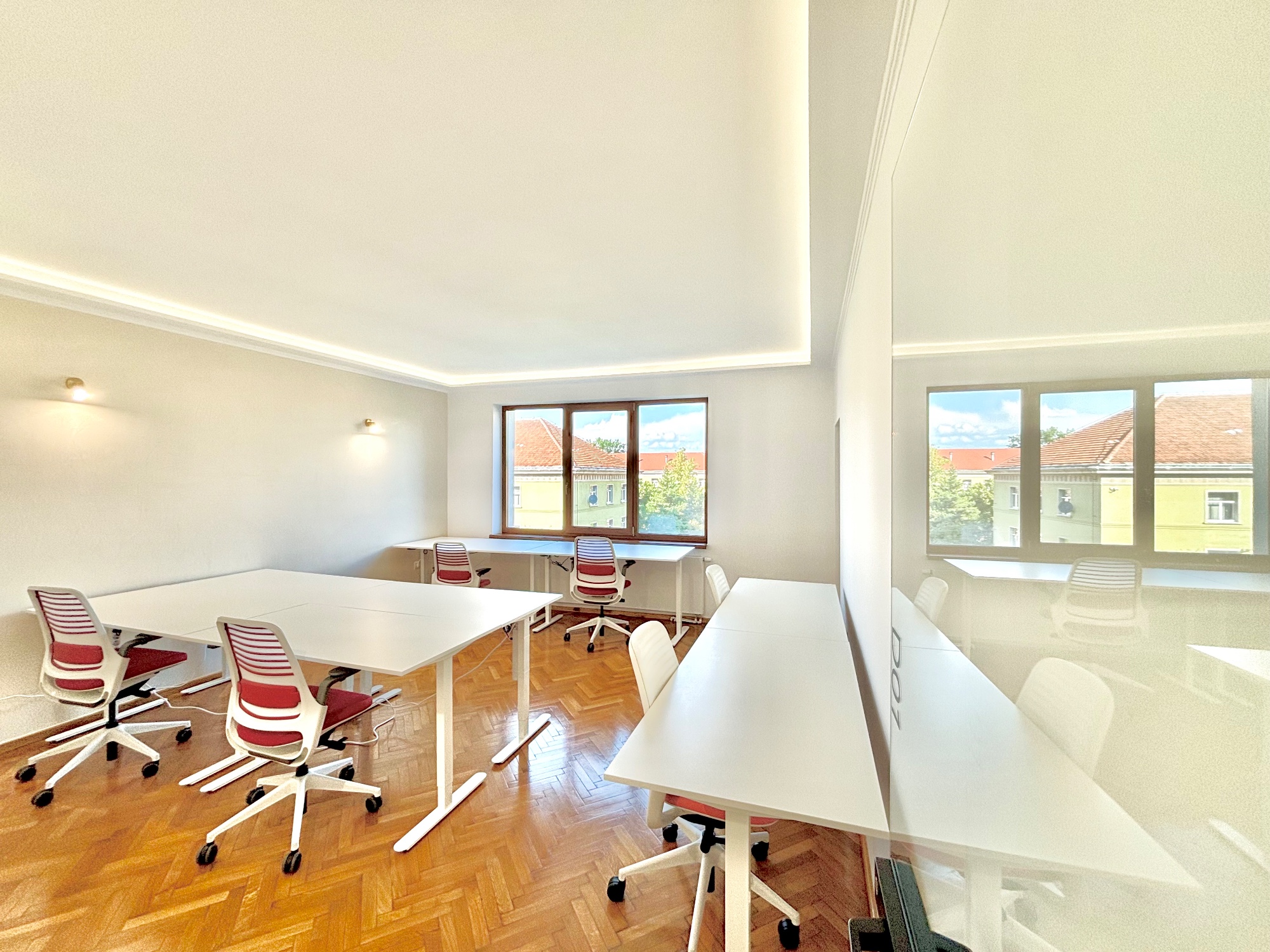 Maccollab, Birou privat 8 locuri D01, Brașov