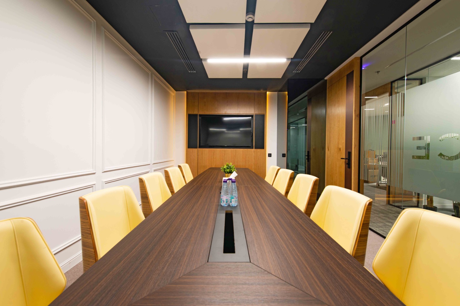 The Place - King Fahd Rd. - Samama Tower, Board Room, Riyadh