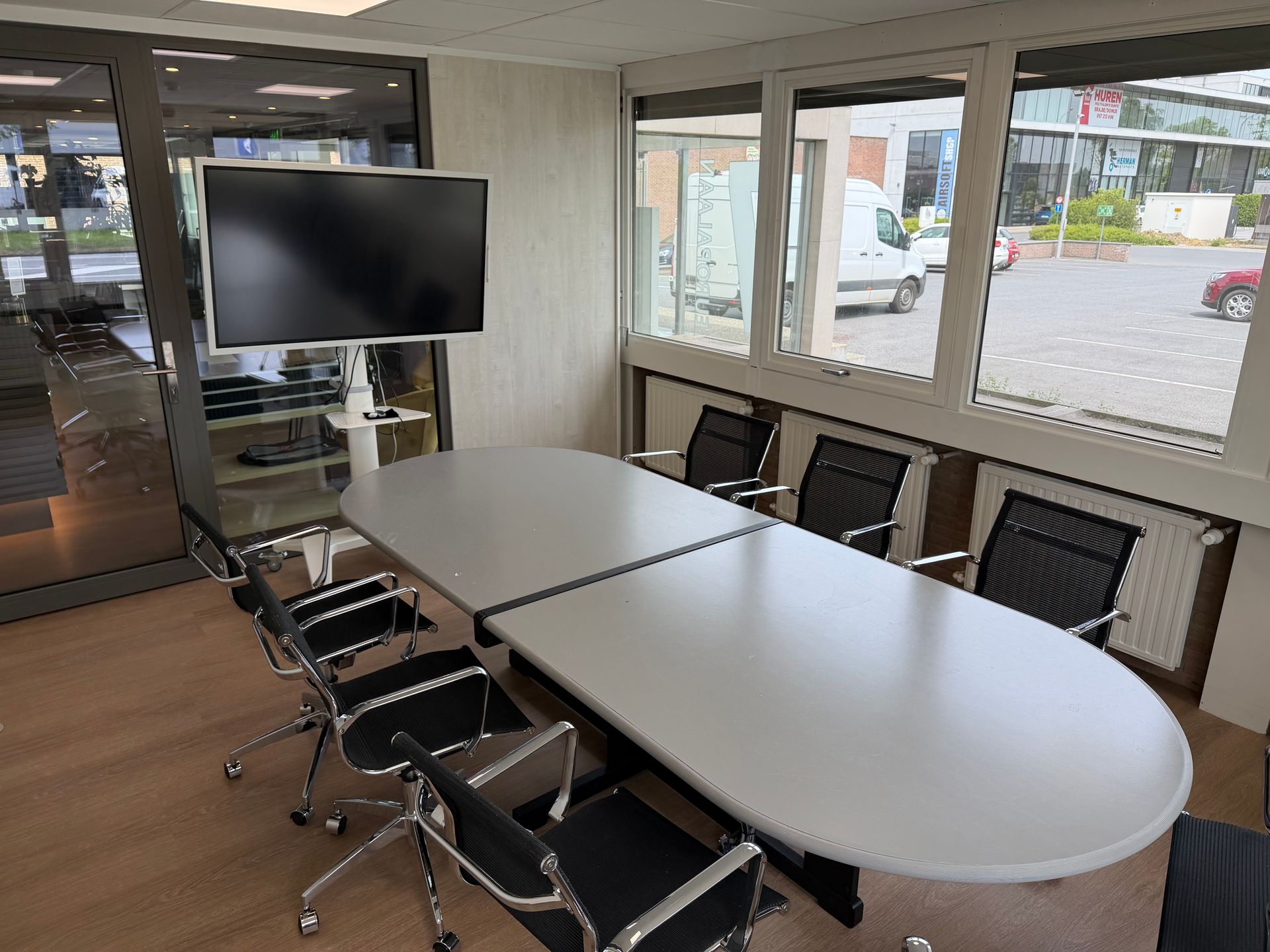 B-Tope, De Briefing 8 personen, Poperinge
