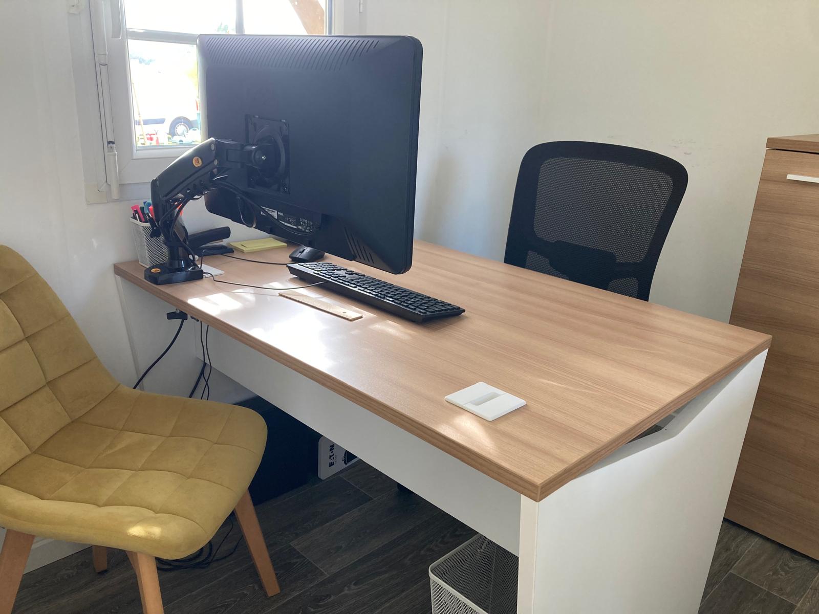 Bureau zen, Bureau 2, Cogolin