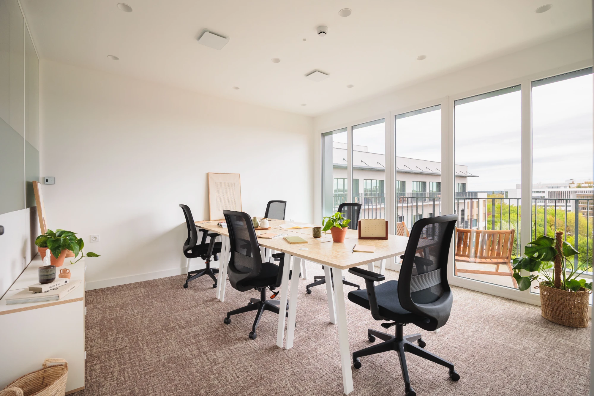 The Babel Community | Montigny-le-Bretonneux, Bureau opéré 20 postes, Montigny-le-Bretonneux