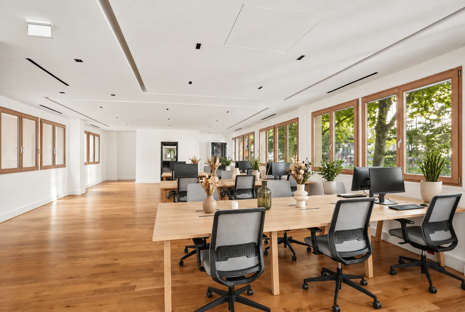Snapdesk Le Marcadet, Bureau opéré -  42 postes, Paris 18e