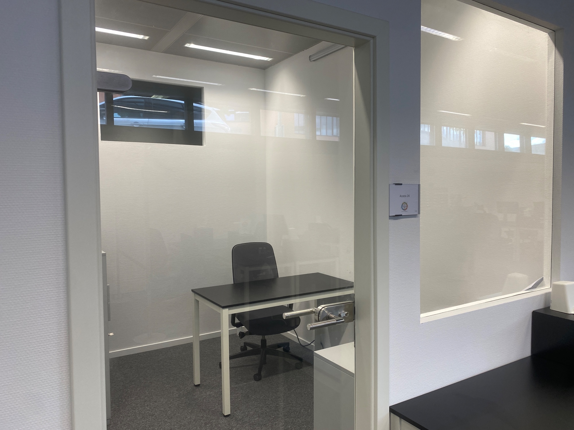 Colors Business Center - Puits Romain - Bertrange, Bureau privatif 2 postes, Bertrange