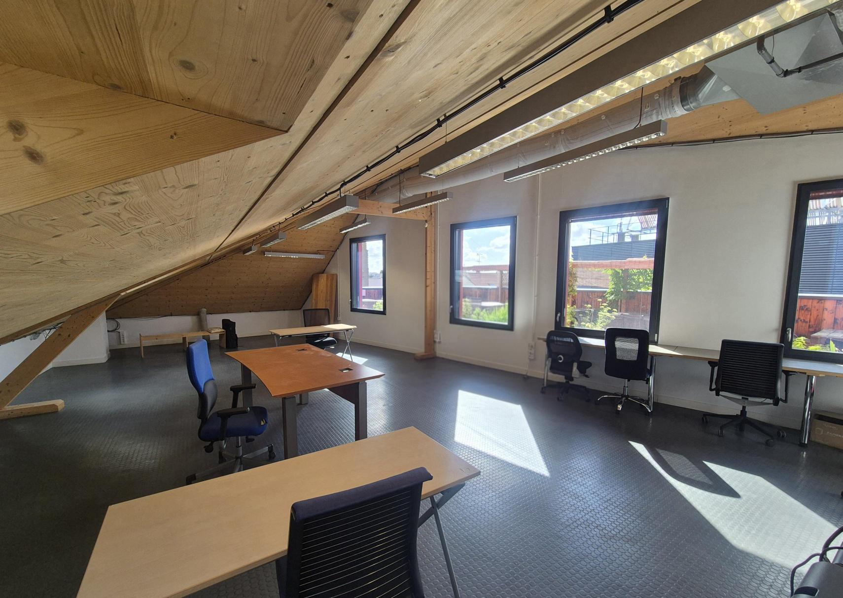 MUNDO-M, Bureau privatif 9 postes, Montreuil