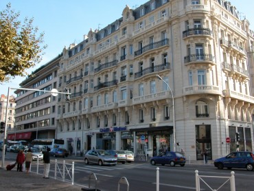 BurO'facil Toulon, Gebäudefassade, Toulon