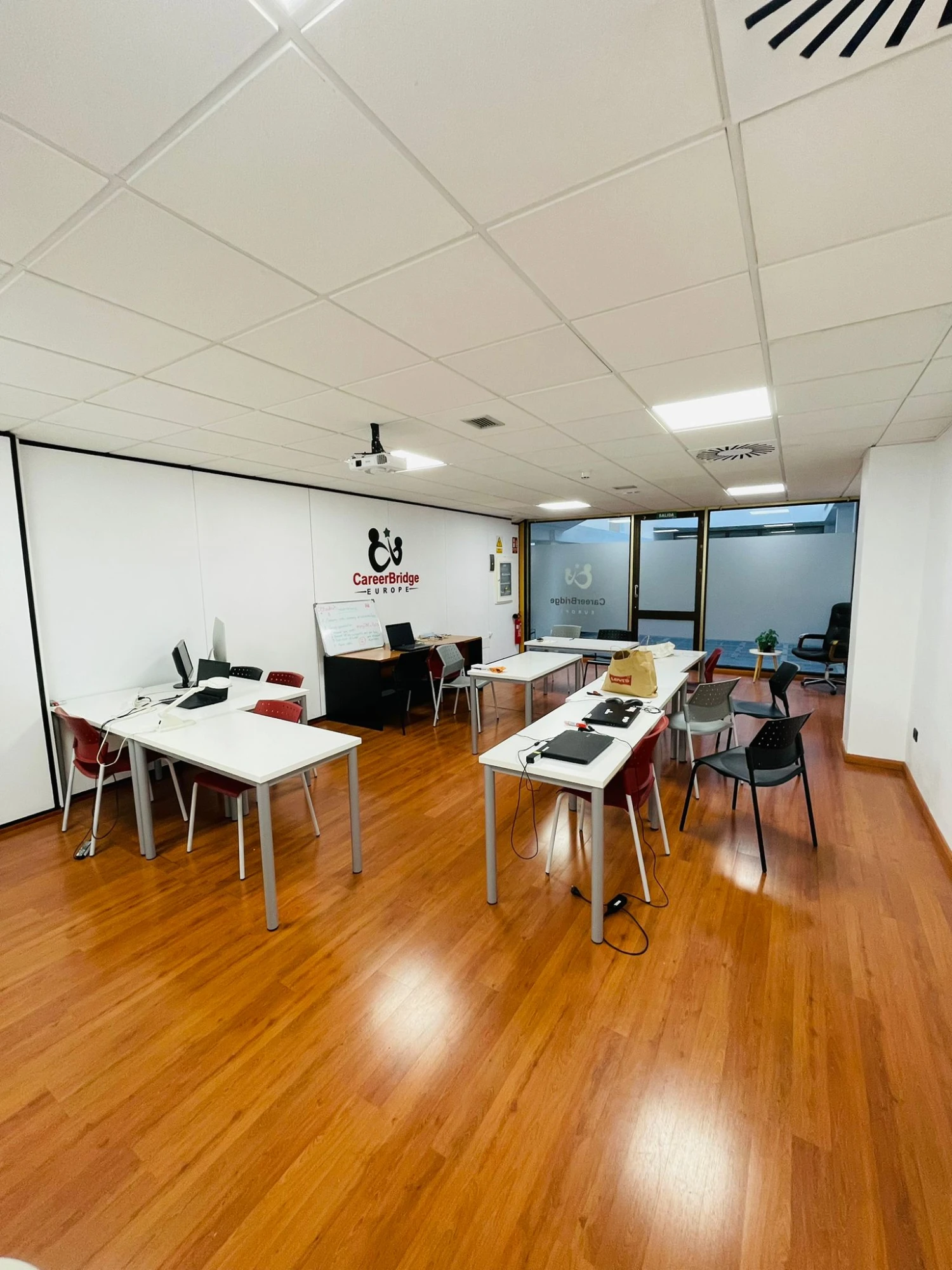 CareerBridge Europe , Sala de formación para 10 personas, Puerto de la Cruz