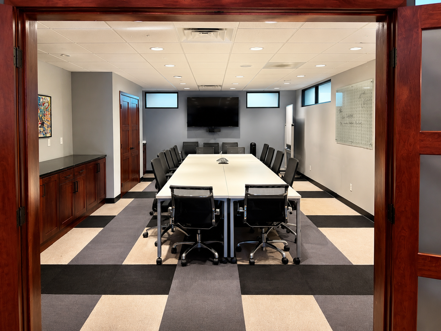 Collaborate DSM, Meeting room for 14 people, Des Moines, IA