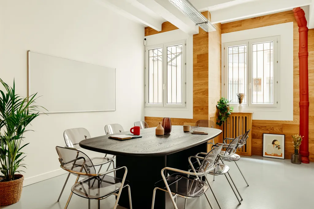 Come And Work Le Montorgueil, Meeting room for 8 people, Paris 2e