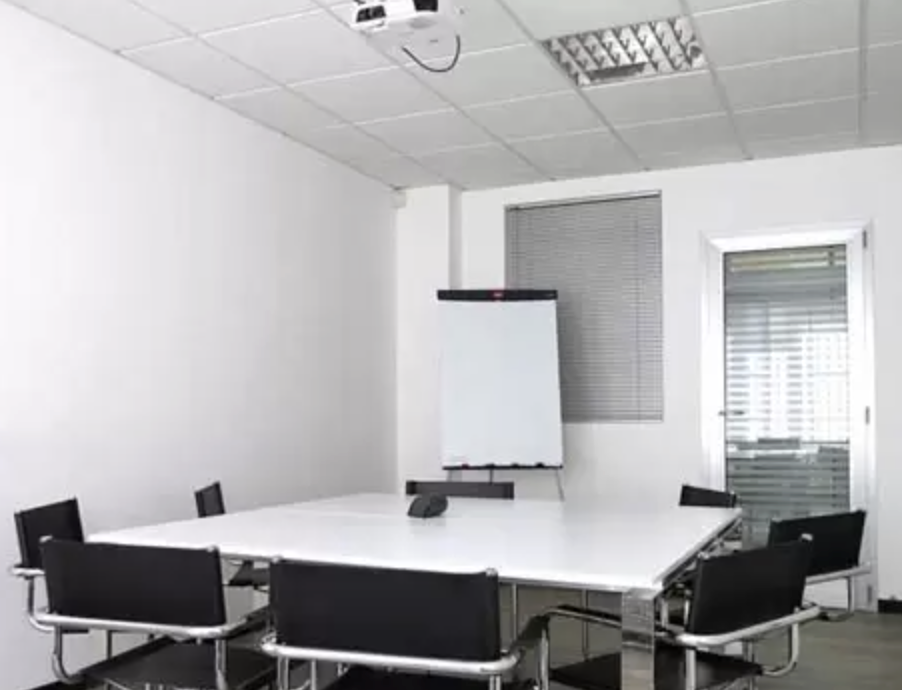 Cowo - Milano Bicocca, Meeting room for 8 people, Milan