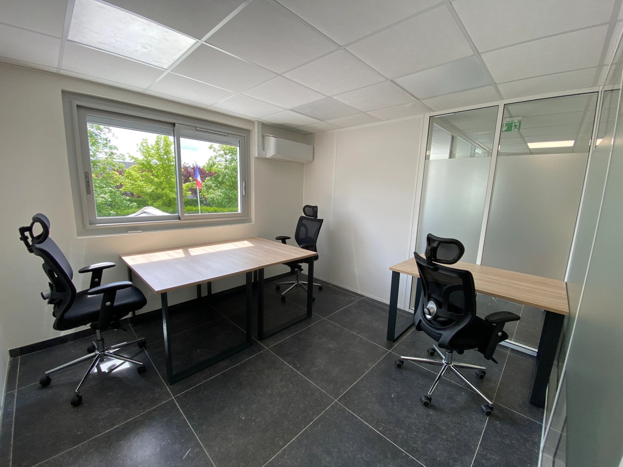 Coworking Maurepas Bien Sûr, Bureau privatif 3 postes, Maurepas