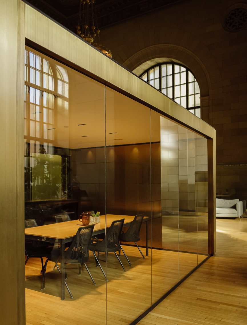 Crew 360 Saint-Jacques, Meeting room for 6 people, Montreal, QC