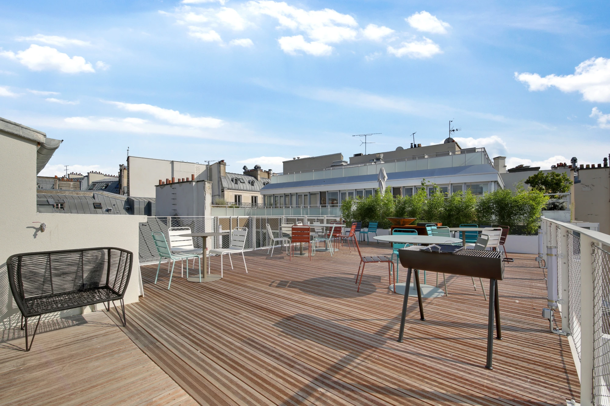 Deskeo Provence, Terrasse und Außenbereich, Paris 9e
