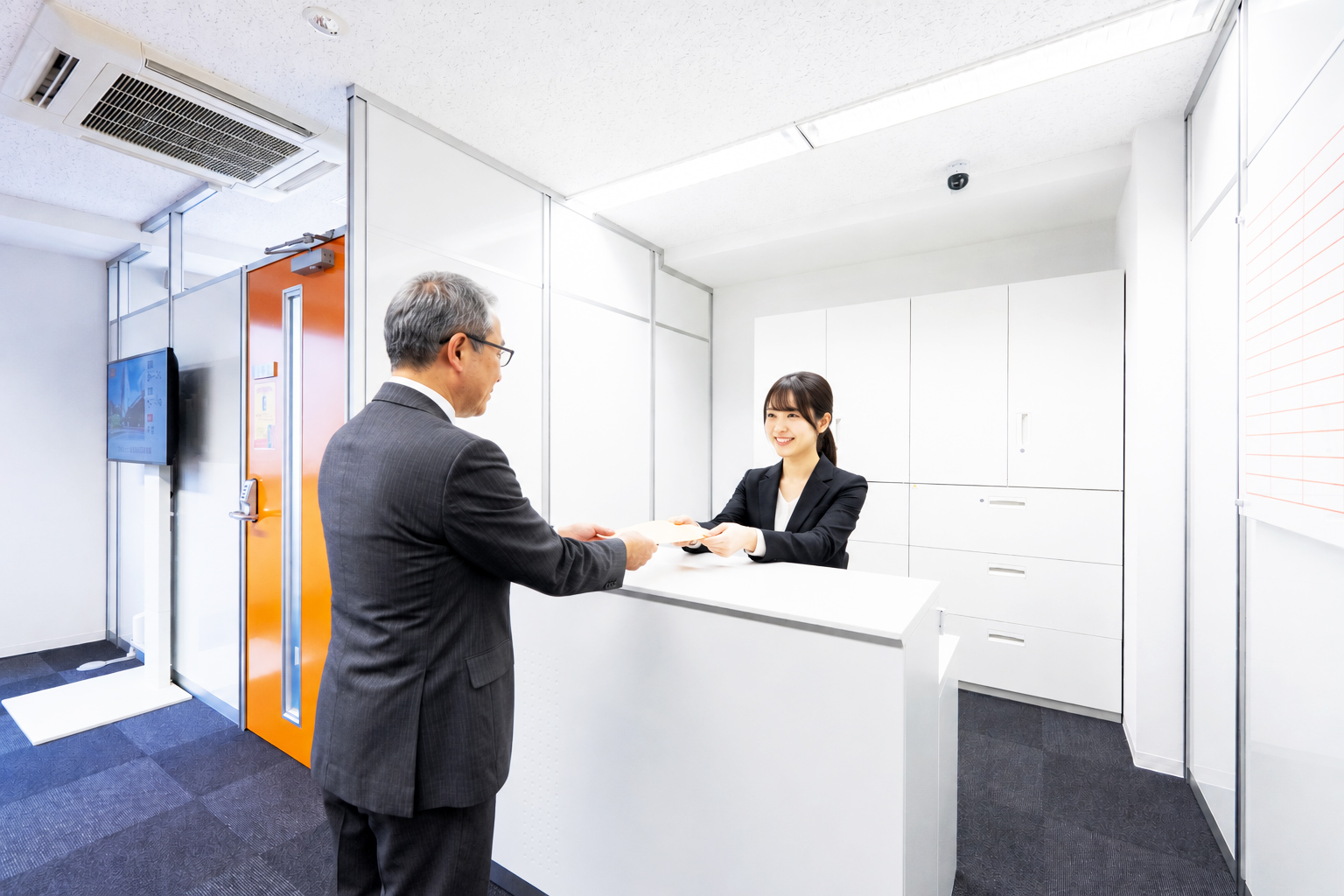 Ebisu Entre salon, Reception, Tokyo