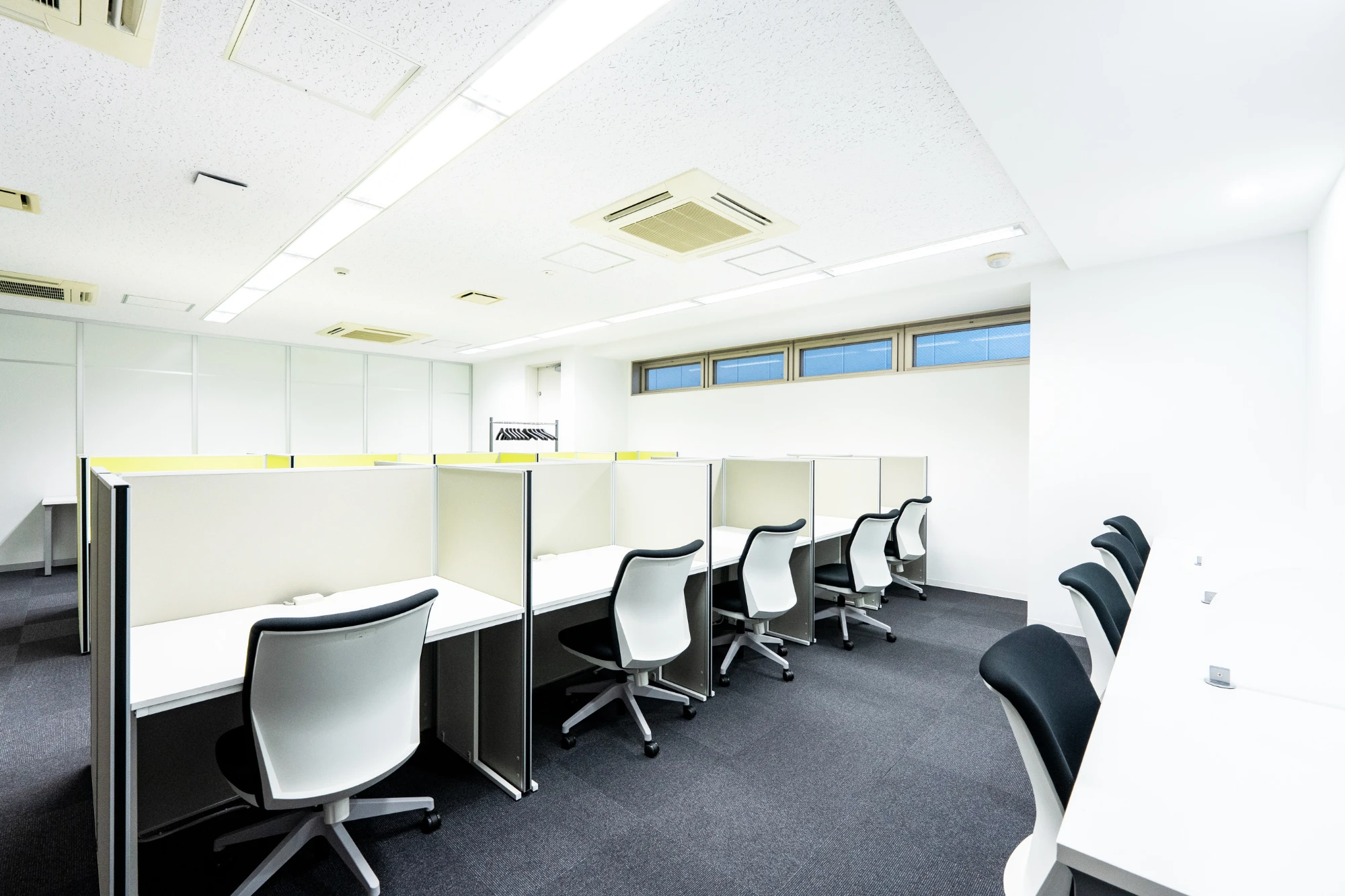 Ebisu Entre salon, Open-plan office, Tokyo
