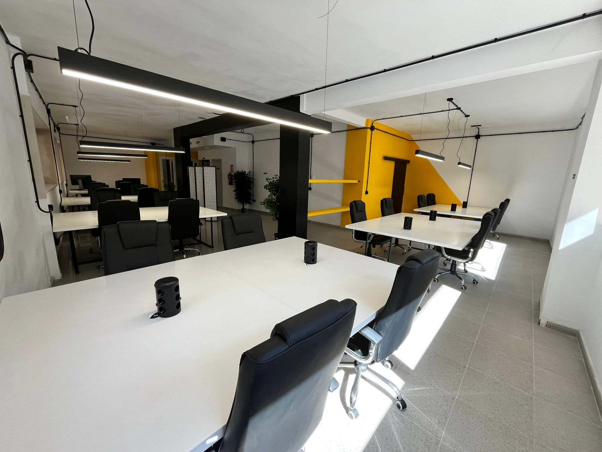 Garage Coworking Valencia Plaza Vicente Iborra , Open space, Valence