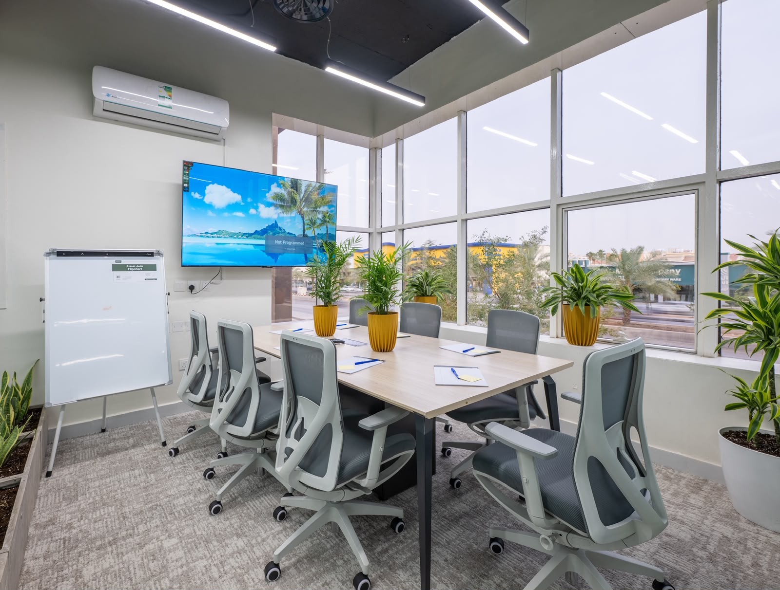Hayez Coworking Space، قاعة اجتماعات لـ 8 أشخاص، الرياض