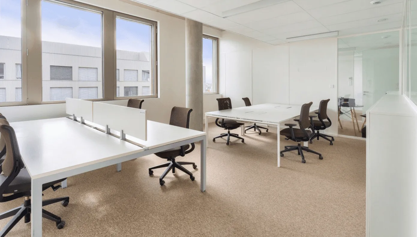 Hiptown E-mergence / Saint-Jean, Private office, 8 desks, Bordeaux