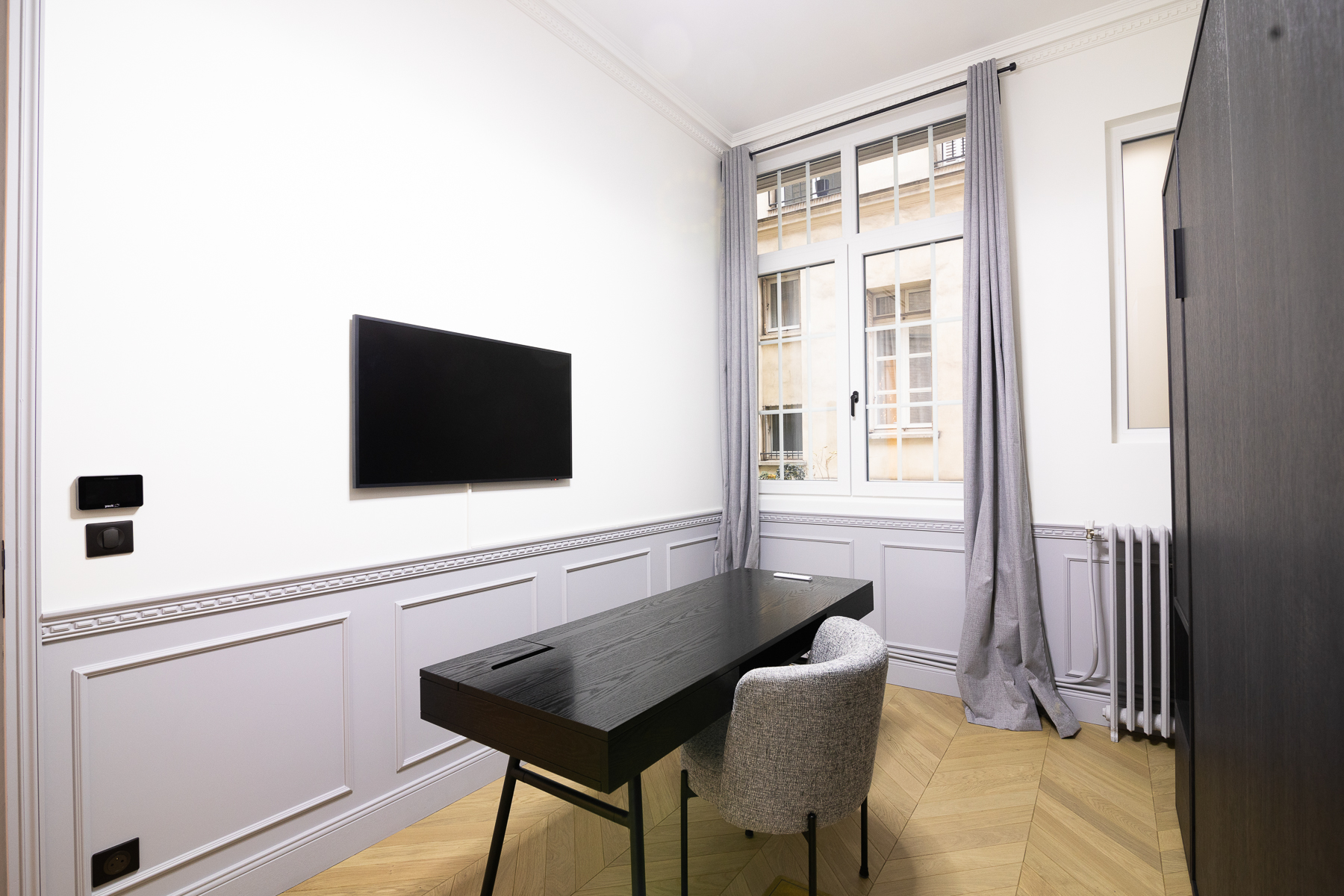 Hôtel particulier Haussmannien Paris 17 Pereire, Private office, 1 desk, Paris 17e