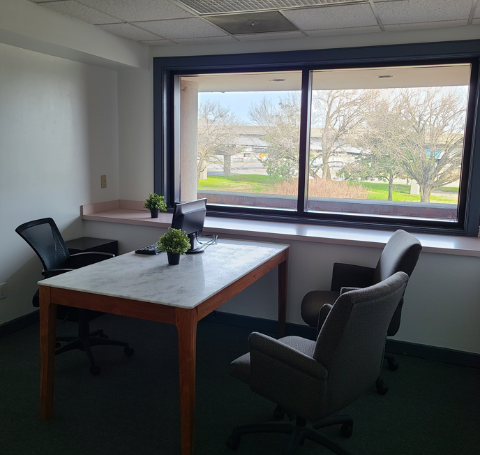 IncuHub - Portsmouth, Private office, 1 desk, Portsmouth, VA