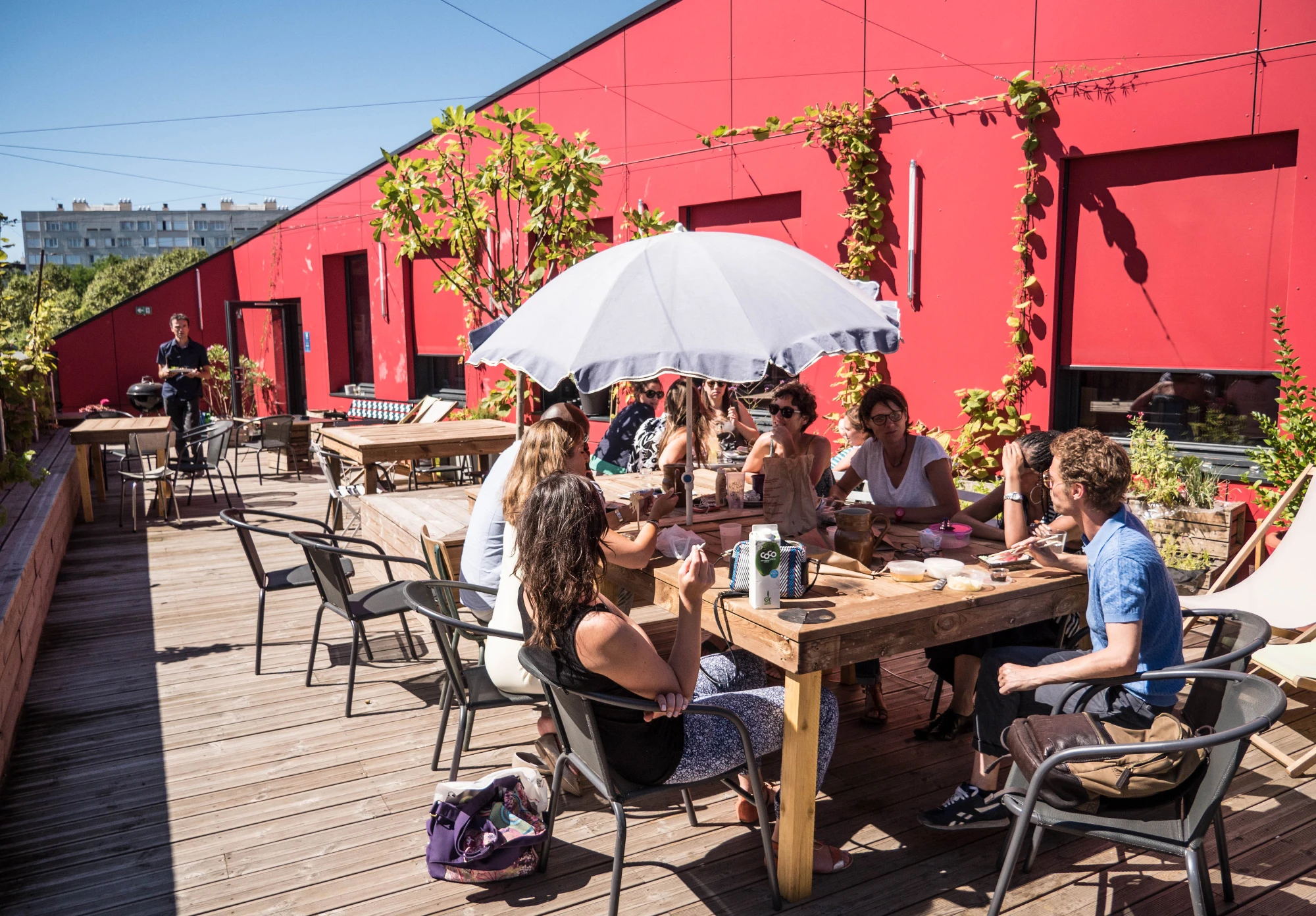 MUNDO-M, Terrasse et espace extérieur, Montreuil