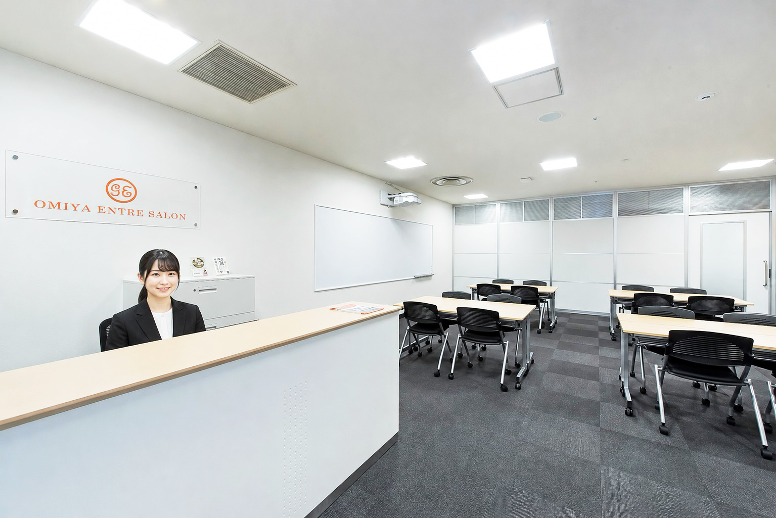 Omiyanishiguchi Entre salon, Reception, Omiya