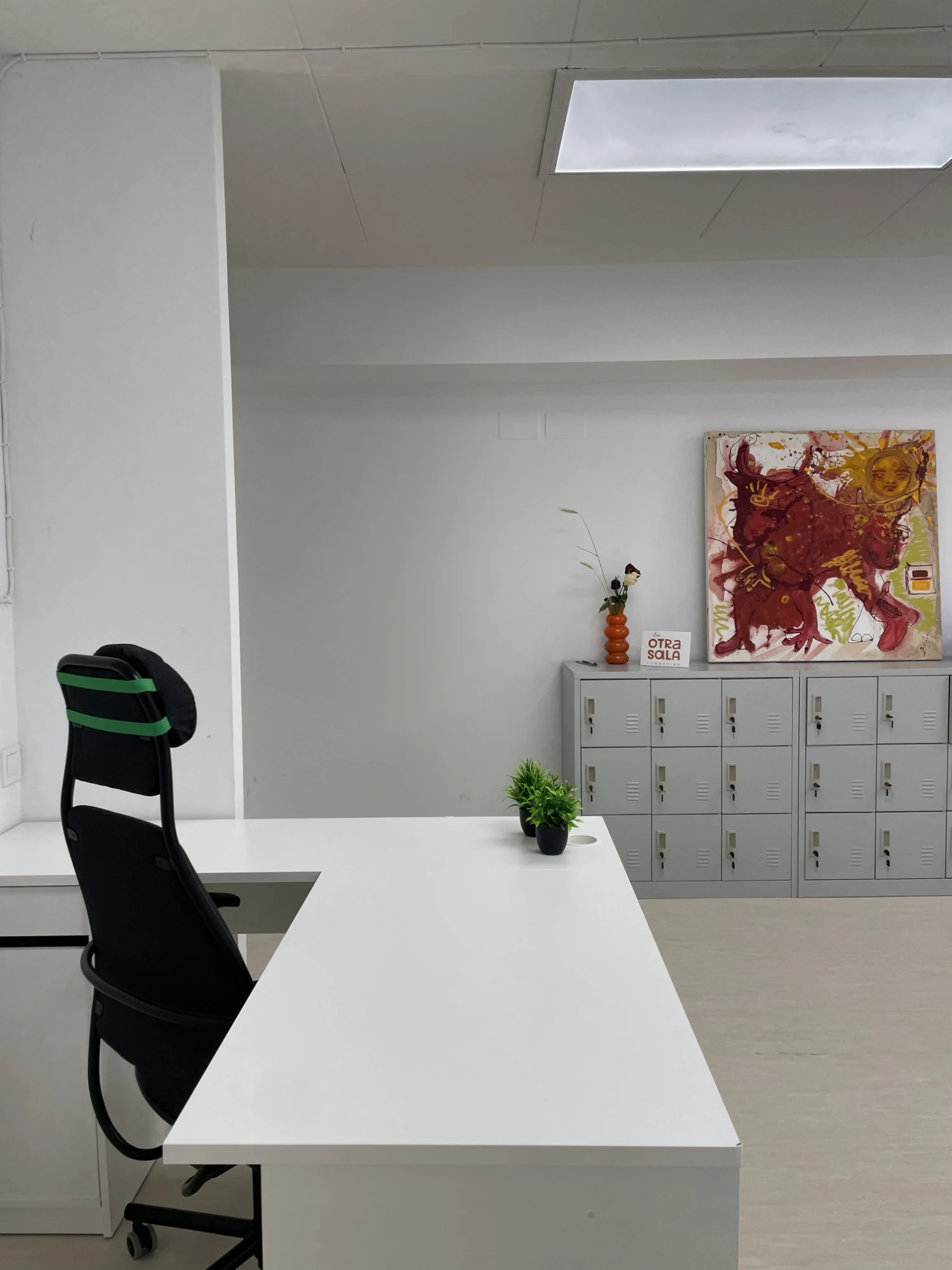 La Otra Sala Coworking, Private office, 1 desk, Barcelona