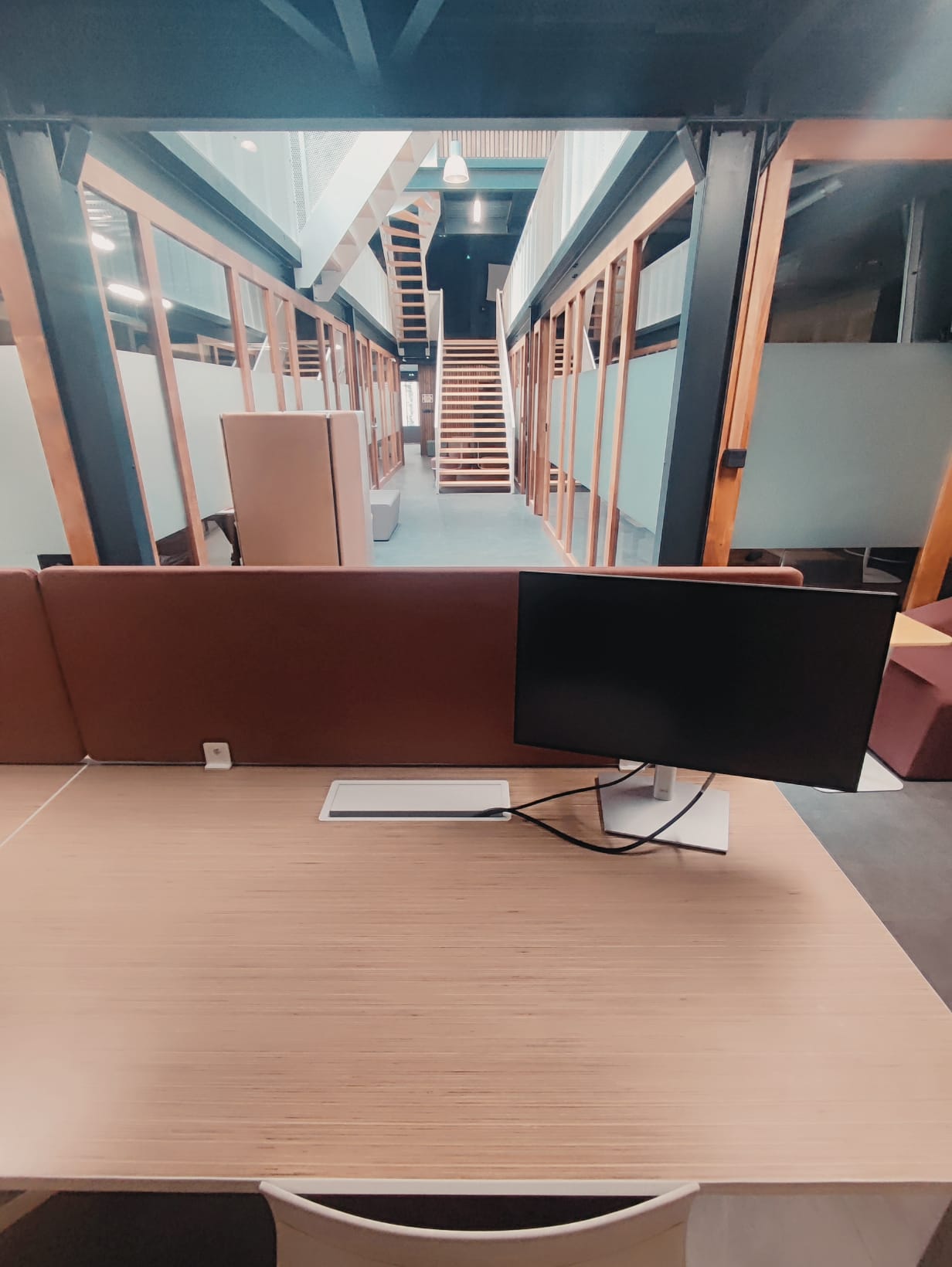 Ocube Coworking, Poste nomade RDC mi-temps (10j/mois), Bordeaux