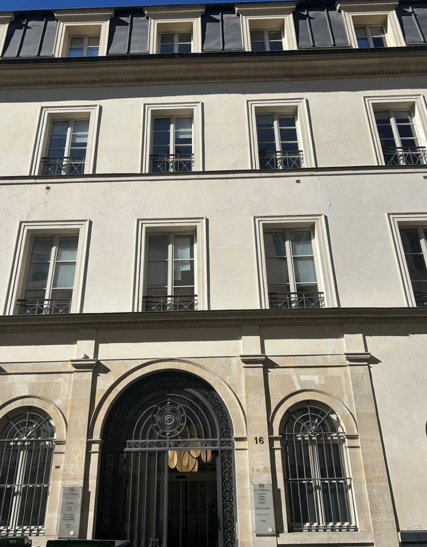 Reflex Paris Athènes, Façade, Paris 8e