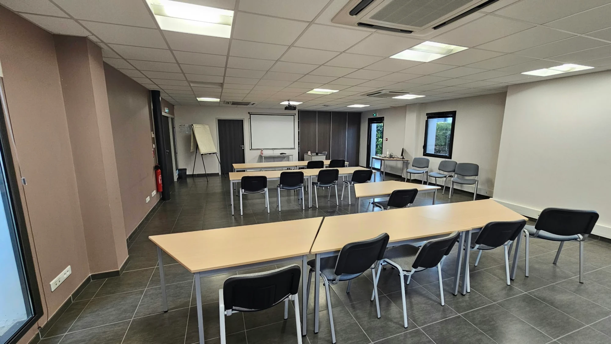 DIAM BUREAUX SERVICES, SF01 - Salle de réunion 40 personnes, Plaisance-du-Touch