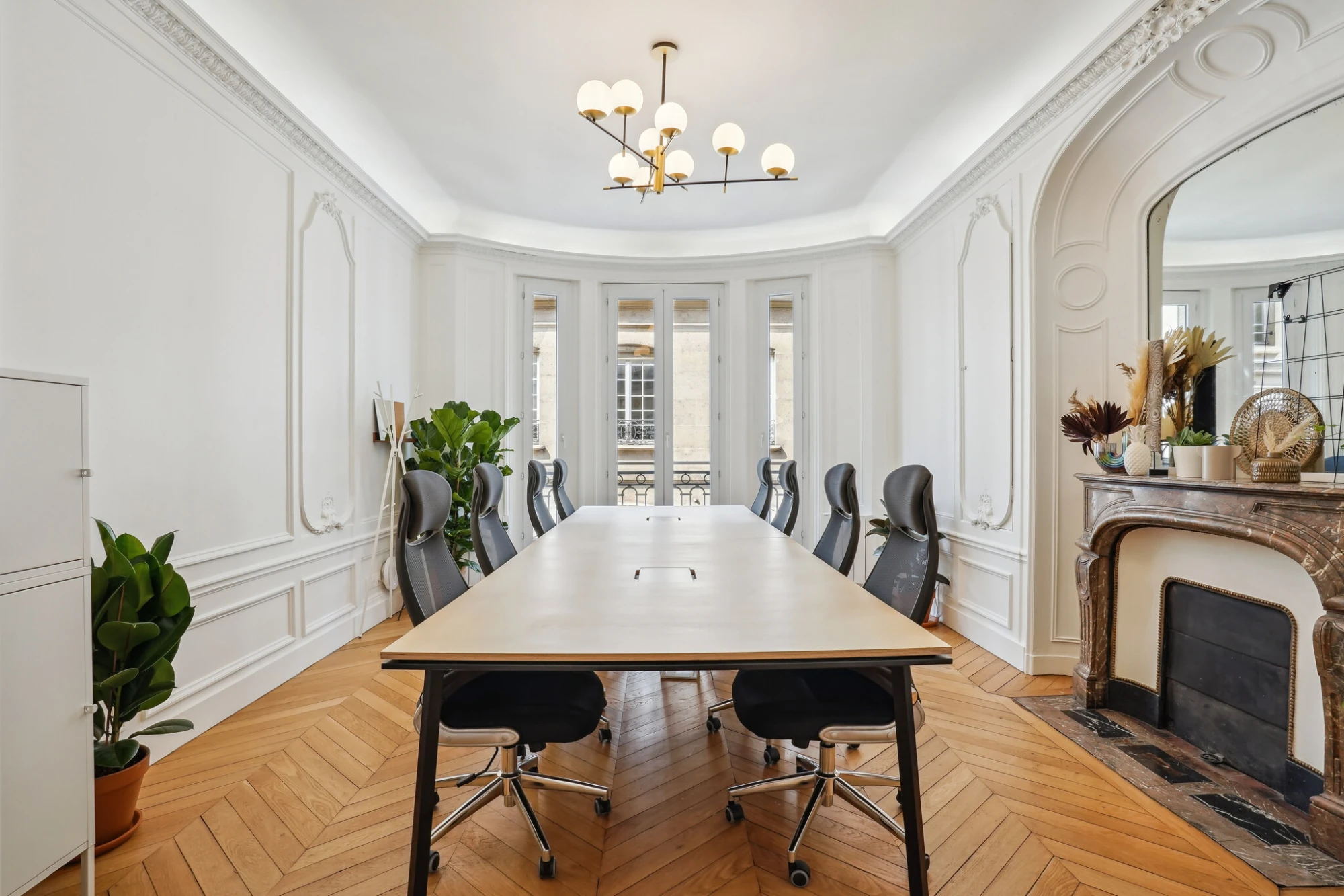 Snapdesk Antin III D, Meeting room for 8 people, Paris 2e