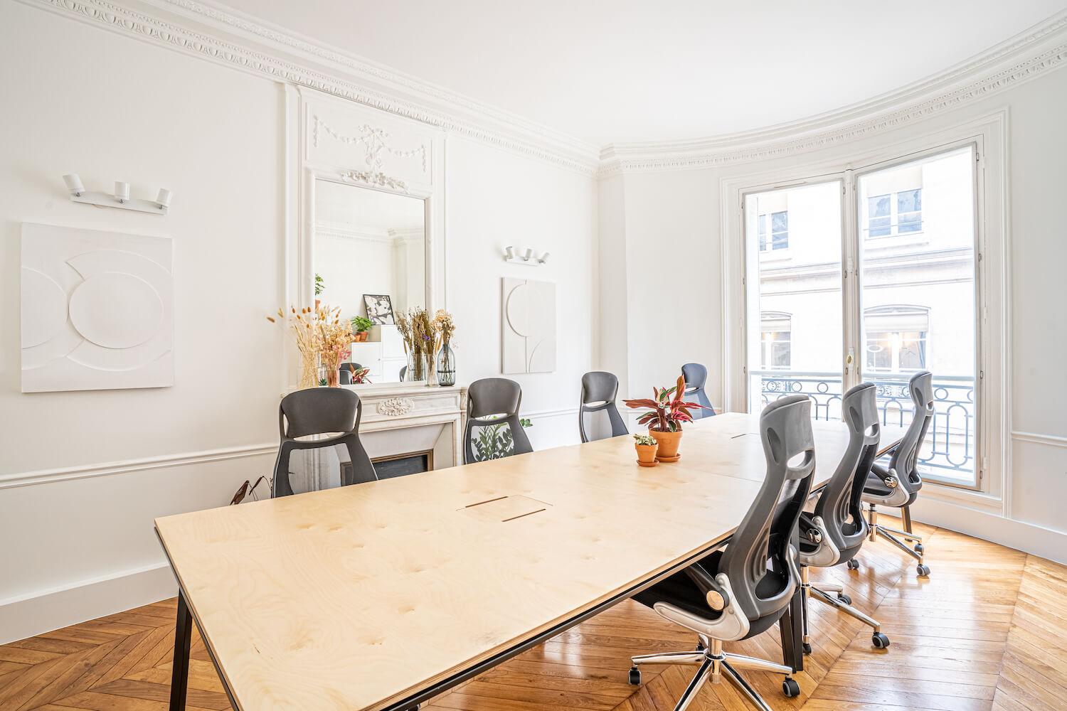 Snapdesk Le Antin III G, Salle de réunion 7 personnes, Paris 2e