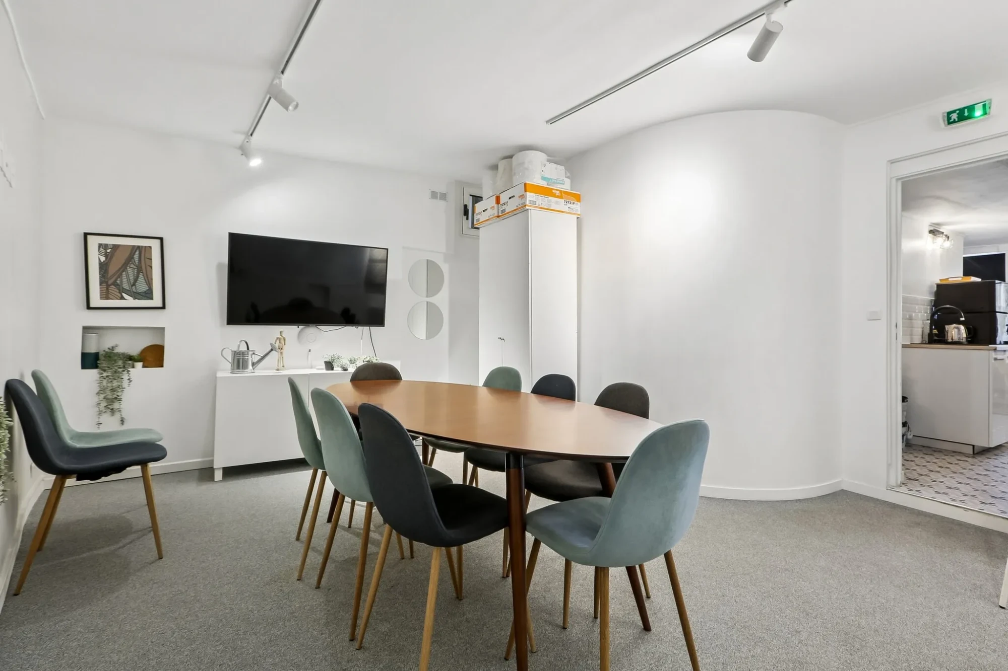 Snapdesk L'Atelier des Ours, Meeting room for 8 people, Paris 3e