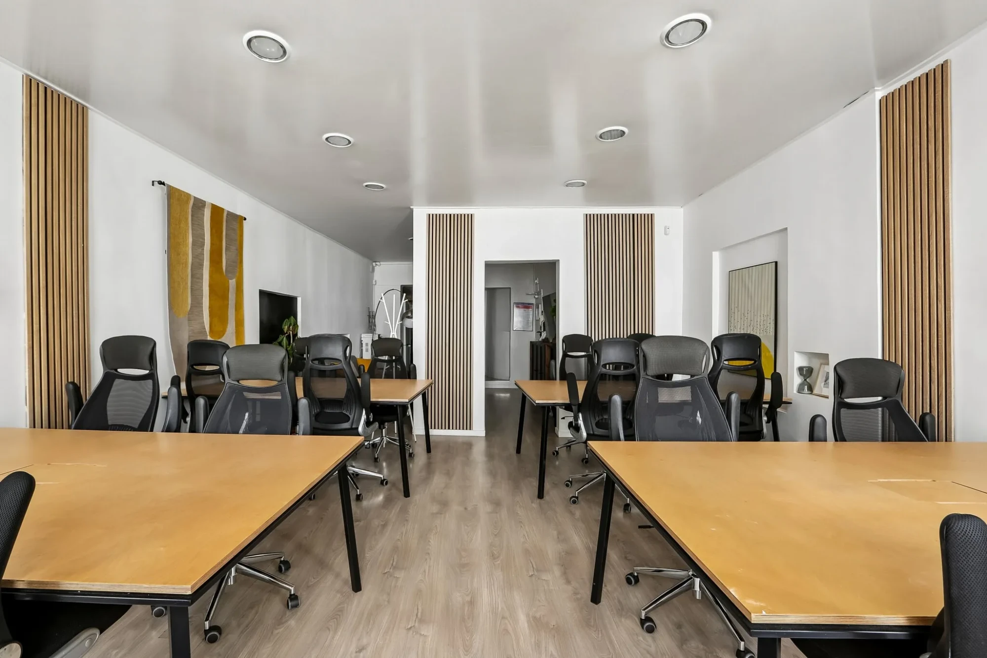 Snapdesk L'Atelier des Ours, Open-plan office, Paris 3e