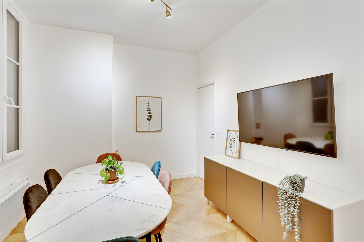 Snapdesk Le Choiseul, Meeting room for 6 people, Paris 2e
