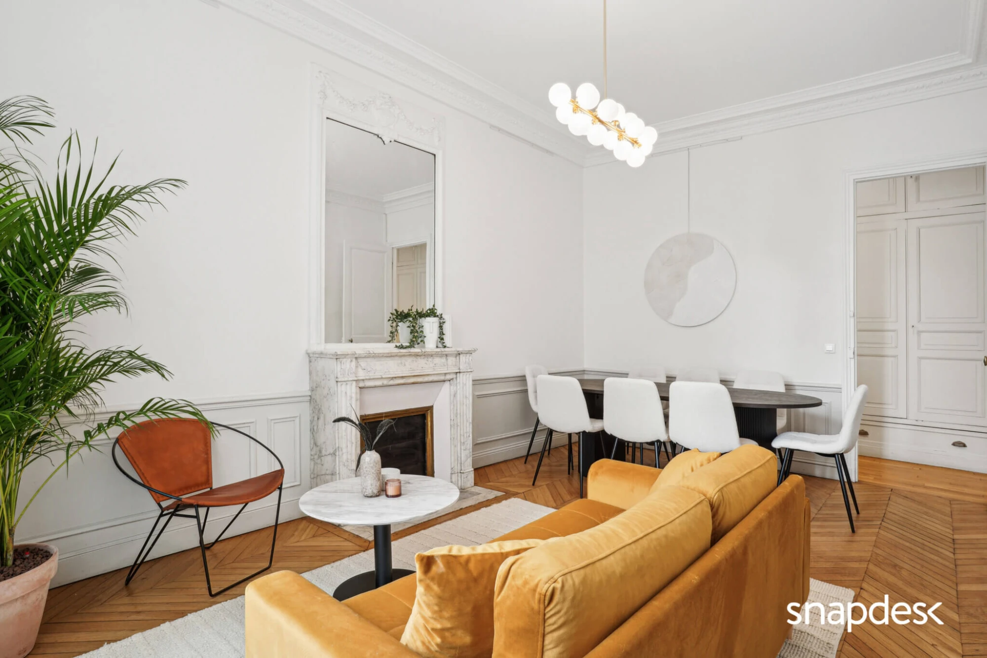 Snapdesk Le Courcelles , Meeting room for 8 people, Paris 17e