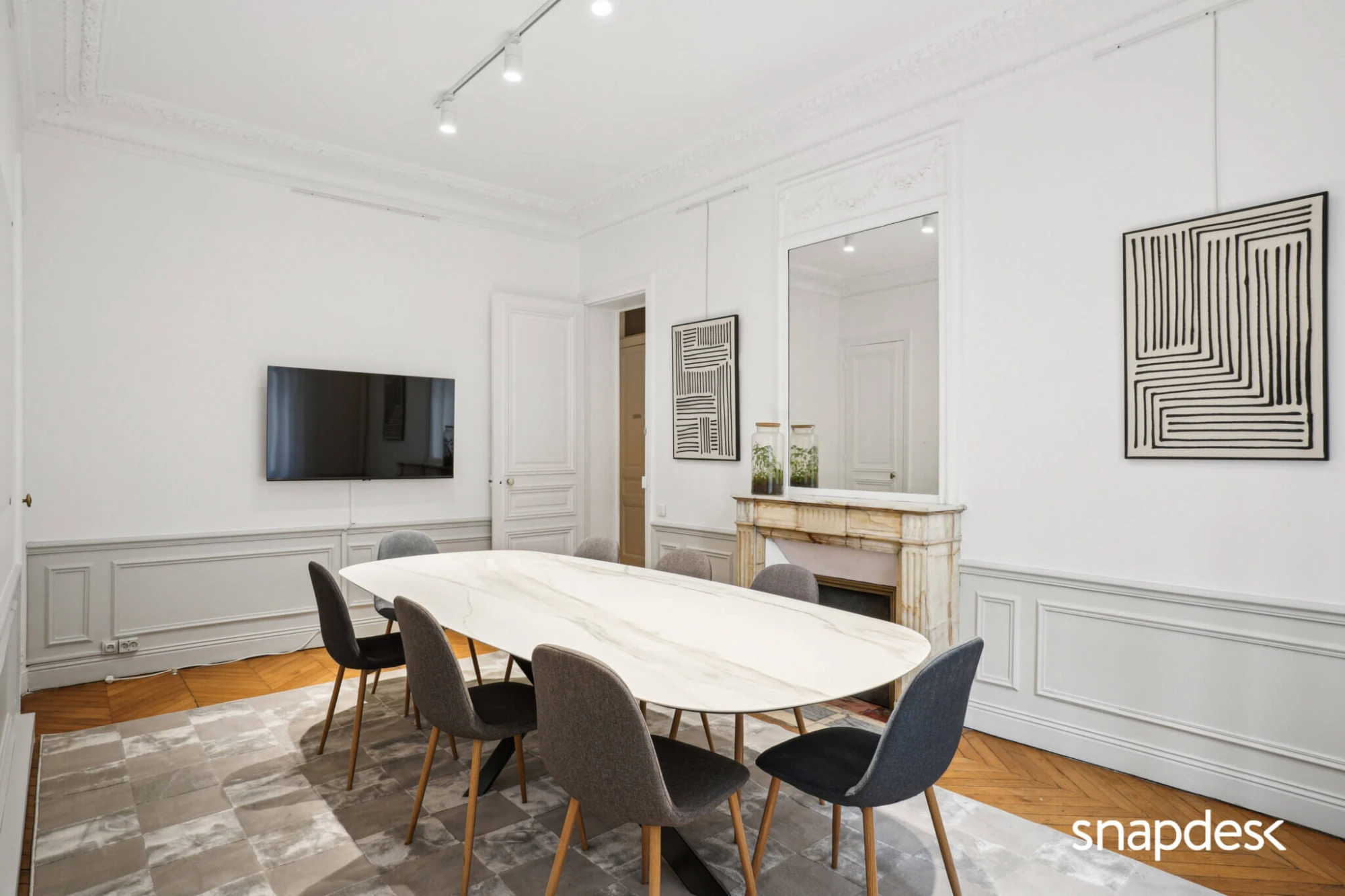 Snapdesk Le Courcelles , Meeting room for 8 people, Paris 17e