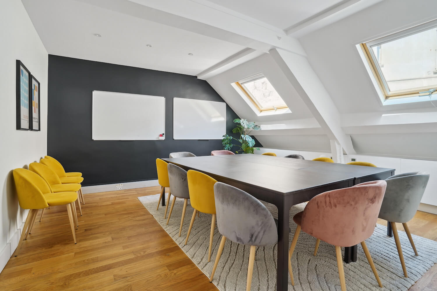 Snapdesk L’Hôtel Iéna, Salle de réunion 12 personnes, Paris 16e