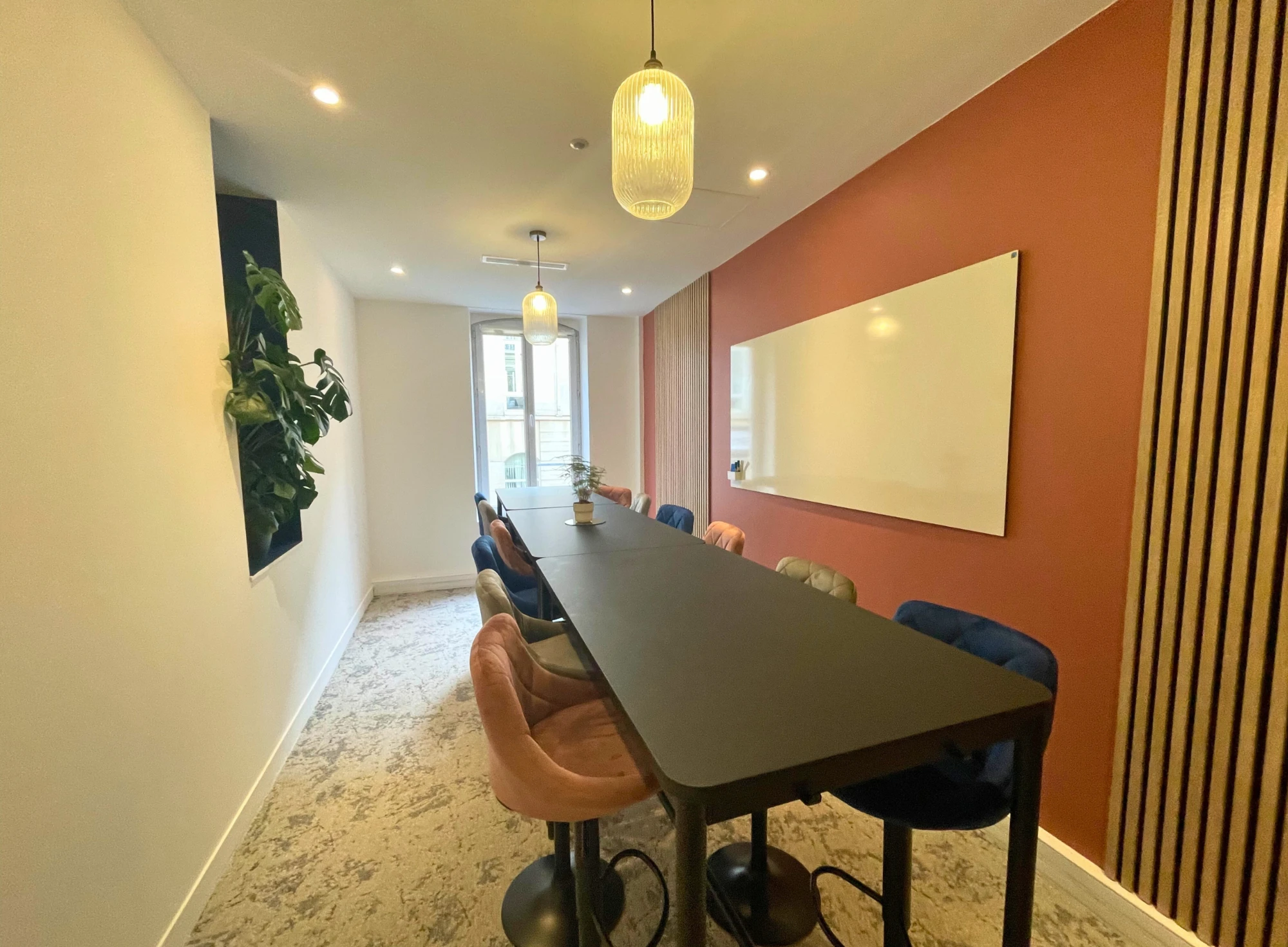 Snapdesk Le Loft Europe , Salle de réunion 10 personnes, Paris 8e