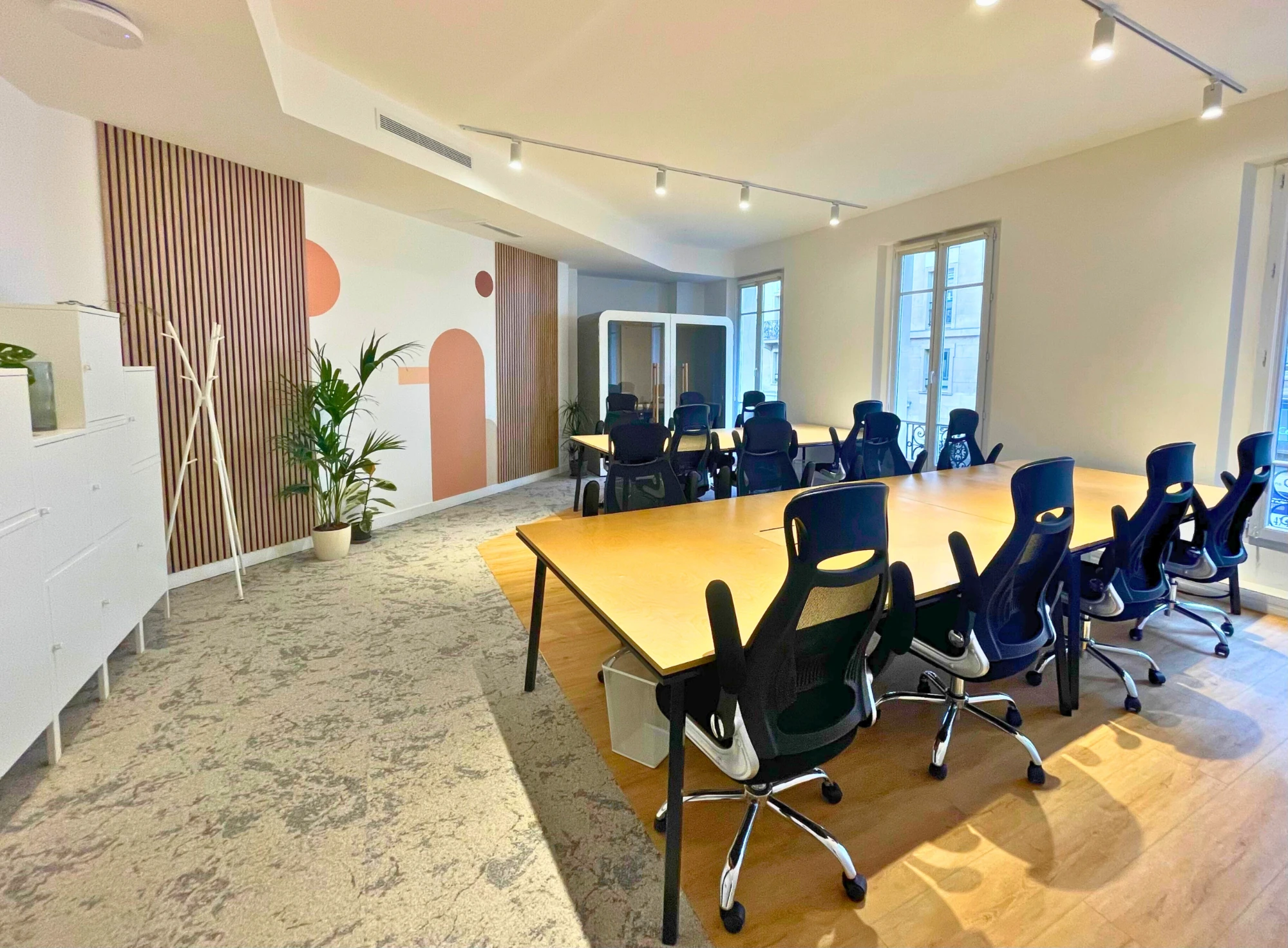 Snapdesk Le Loft Europe , Open space, Paris 8e
