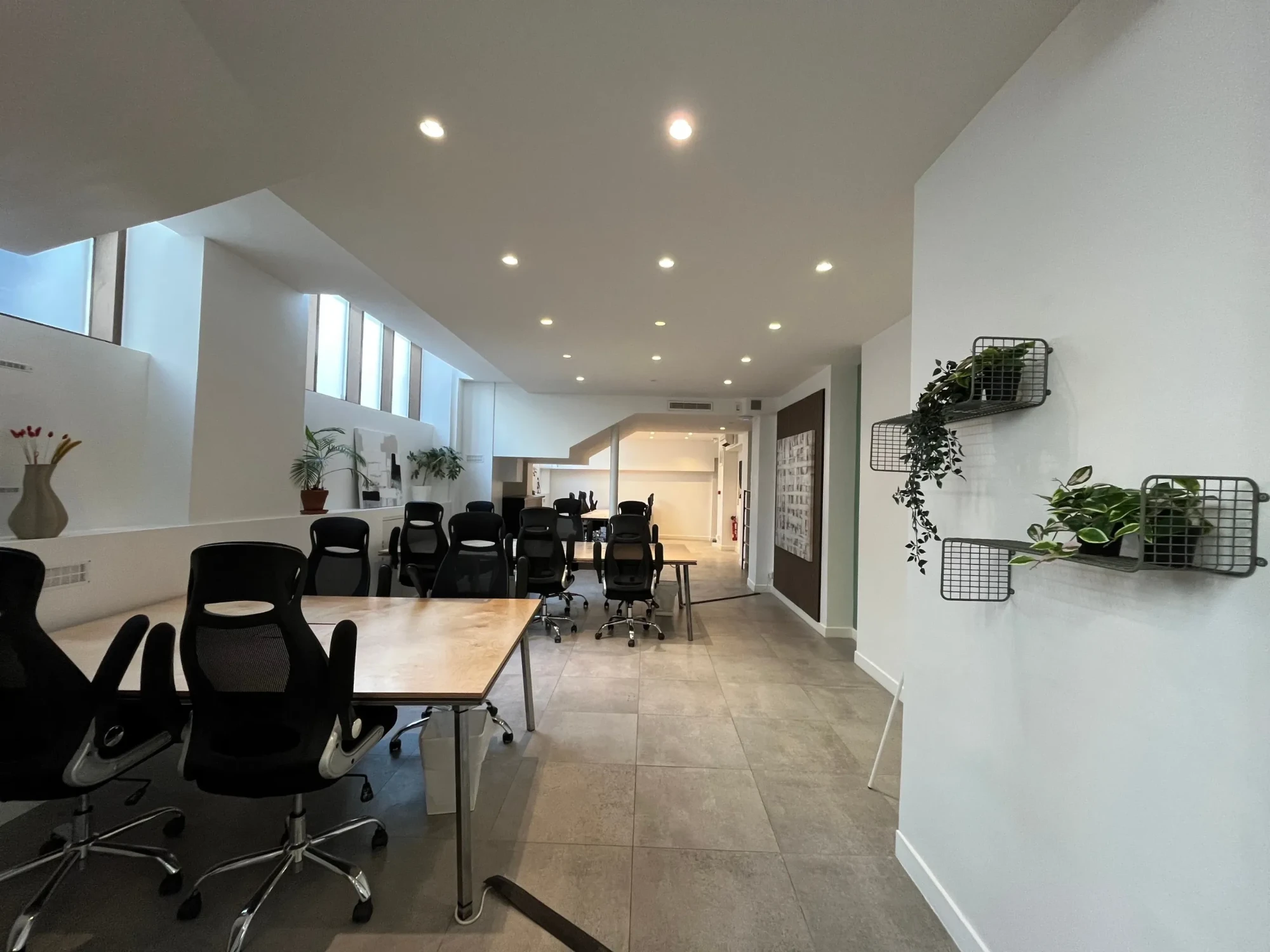 Snapdesk Le Loft Sabin, Open-plan office, Paris 11e