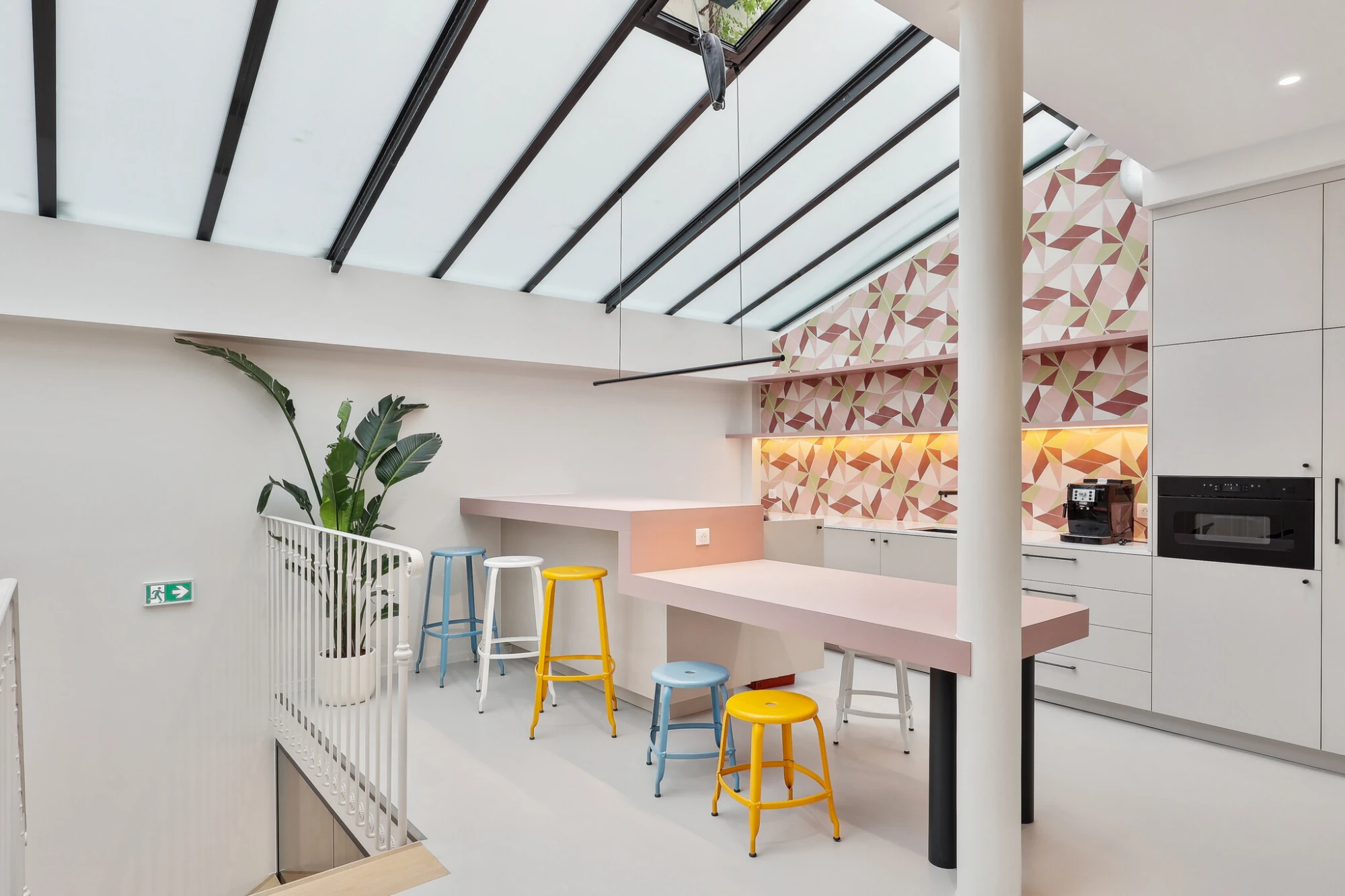 Snapdesk La Maison Nollet, Cuisine, Paris 17e