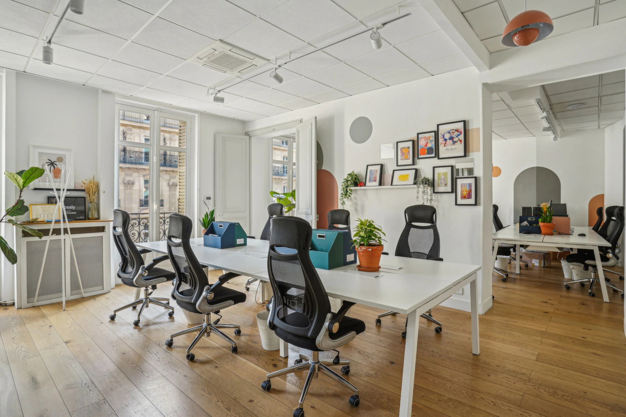 Snapdesk Le Quatre Septembre, Open-plan office, Paris 2e