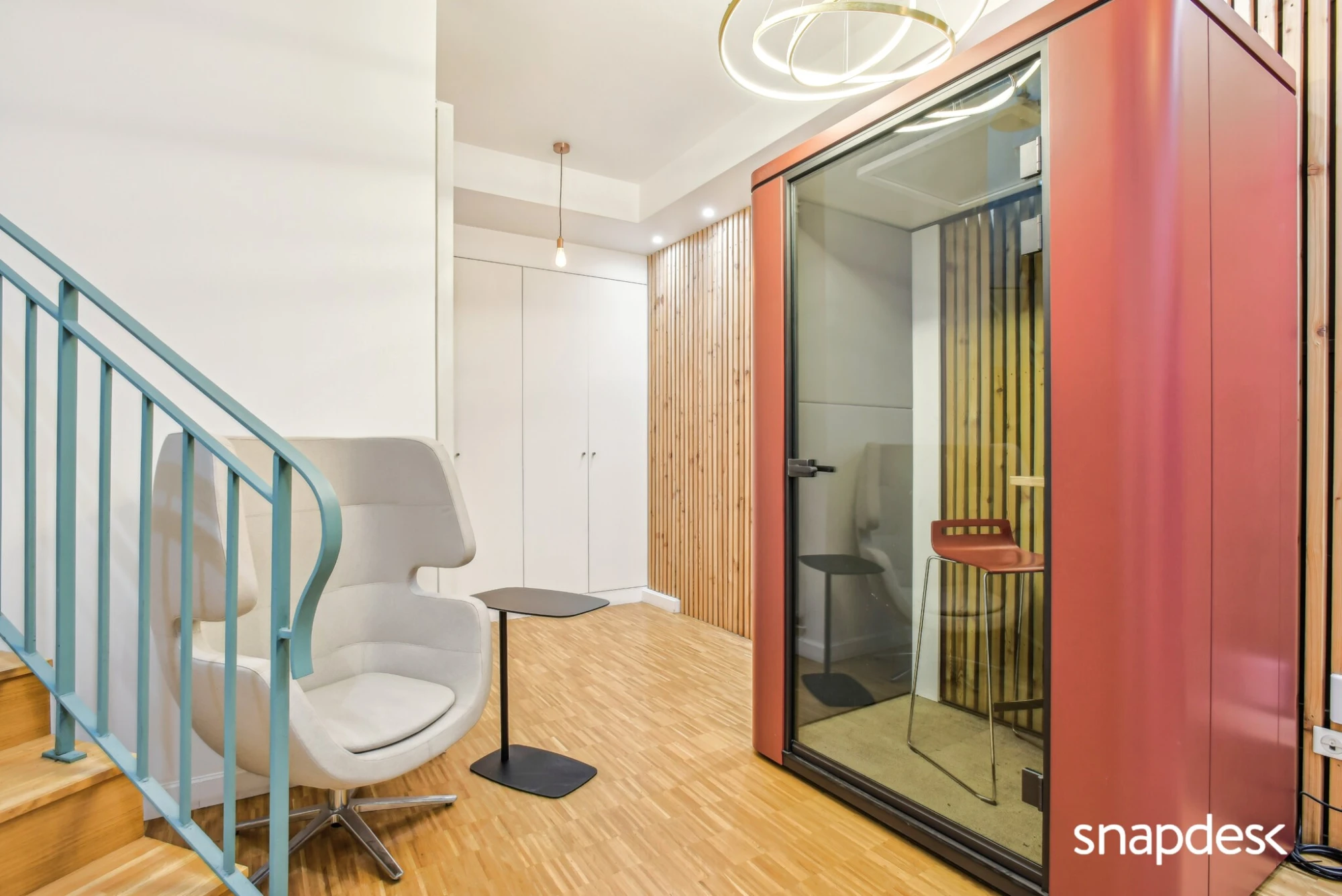 Snapdesk Le Sergent Bauchat, Telefonkabine, Paris 12e