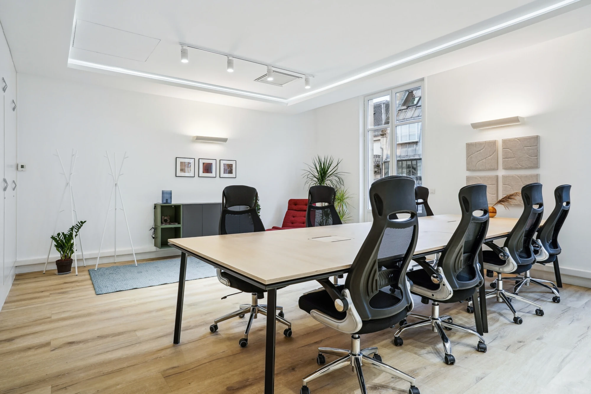 Snapdesk Le Téhéran , Meeting room for 8 people, Paris 8e