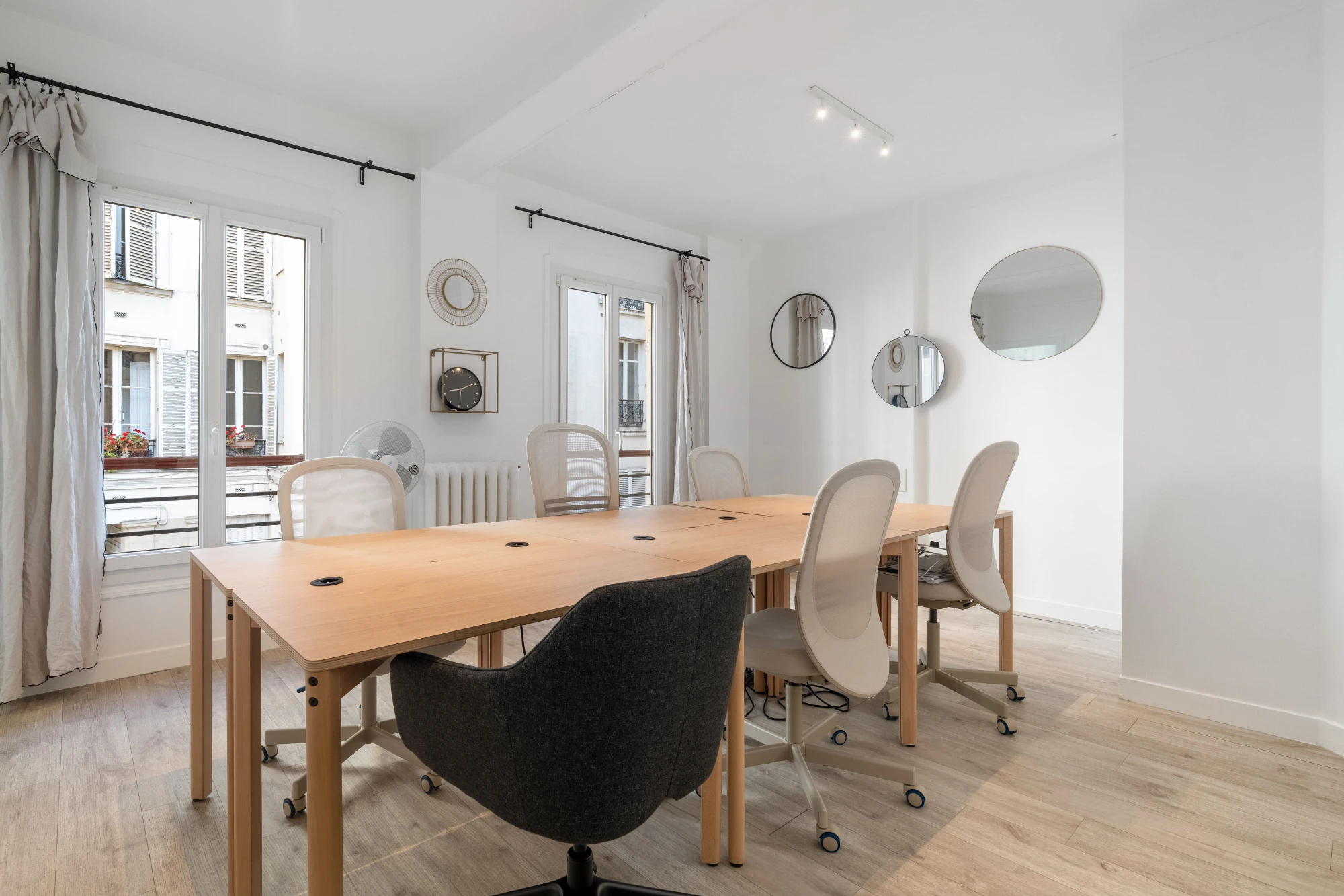 Sora Chaptal, Private office, 6 desks, Paris 9e